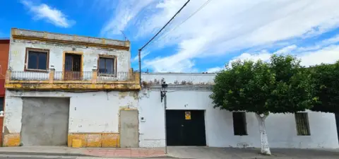 Casa adosada en Avenida de la Concepción