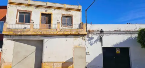 Casa adosada en Avenida de la Concepción