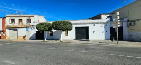 Casa adosada en Avenida de la Concepción