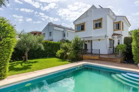 Chalet en Avenida de las Begonias