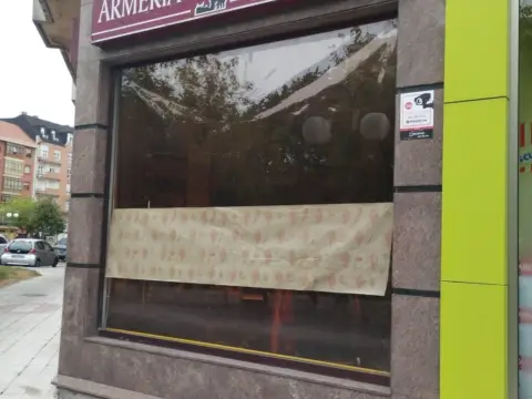 Local comercial en Teatinos-Los Prados