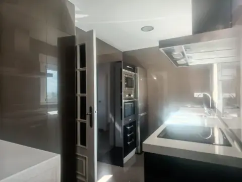 Apartamento en Asunción - Adolfo Suárez