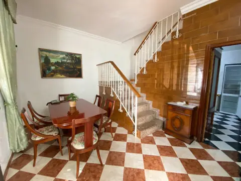 Casa adosada en Coca de La Pinera