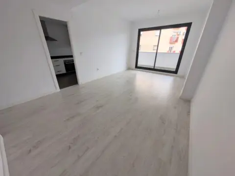 Piso en calle Pobladores, 2