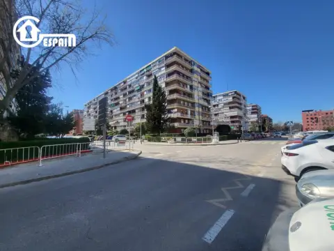 Piso en calle de la Fuente de Lima