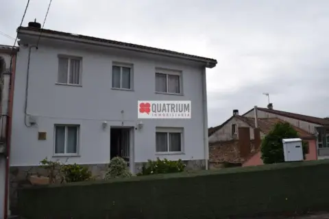 Chalet en Rúa de Serafín Zas