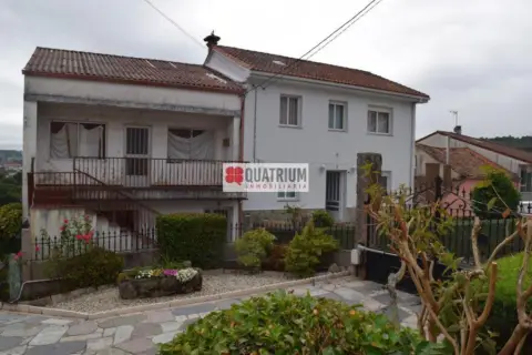 Chalet en Rúa de Serafín Zas