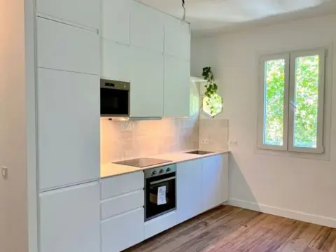 Piso en Paseo de la Florida