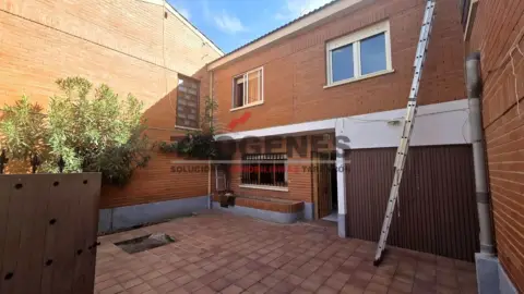 Chalet en calle del Parroco José María Alfaro