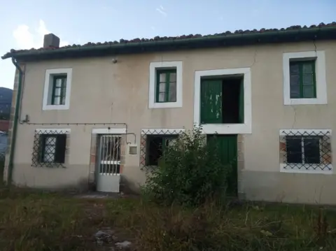 Casa en Sopeñano