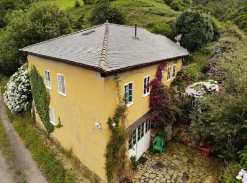 Chalet en calle Lugar Ablanedo, nº 7