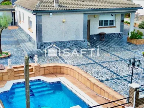 Casa unifamiliar en Riudarenes