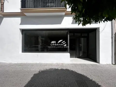 Local comercial en Ronda de San Francisco