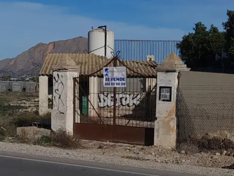 Terreno en Carretera Jacarilla Bigastro