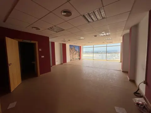 Oficina en Polígono Industrial La Serreta