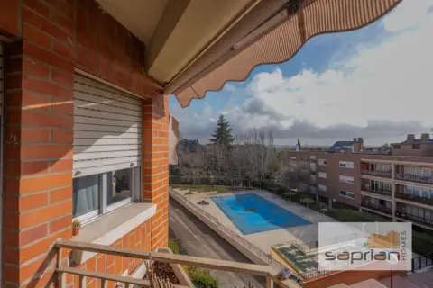 Piso en Avenida de Europa, 15