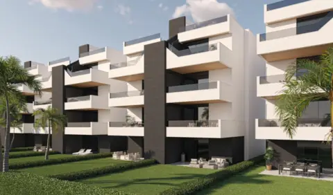 Apartamento en Condado de Alhama Golf Resort