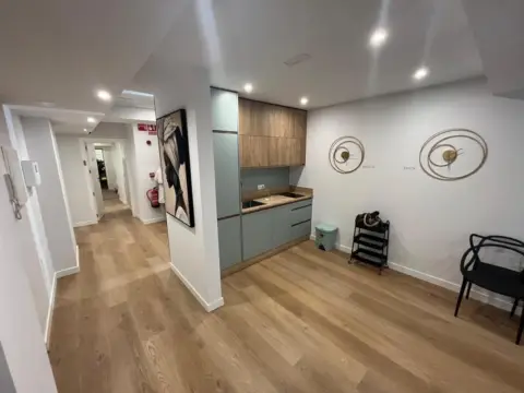 Habitación en calle de la República Argentina