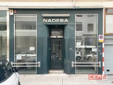 Local comercial en calle de Emilio Arrieta