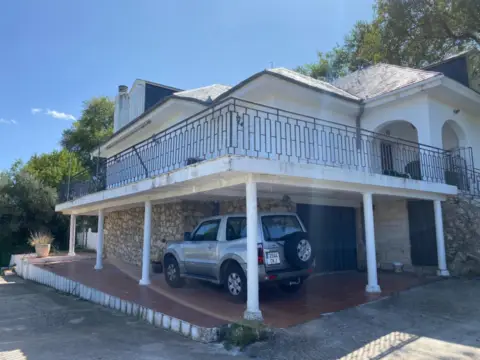 Casa en Valverde de Alcala