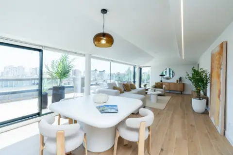 Ático en Avenida de los Condes de San Isidro