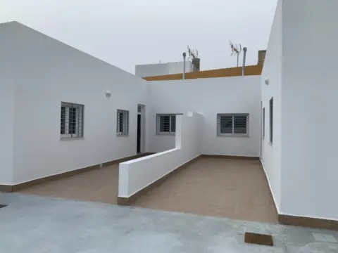 Casa adosada en La Banda - Campo de Fútbol