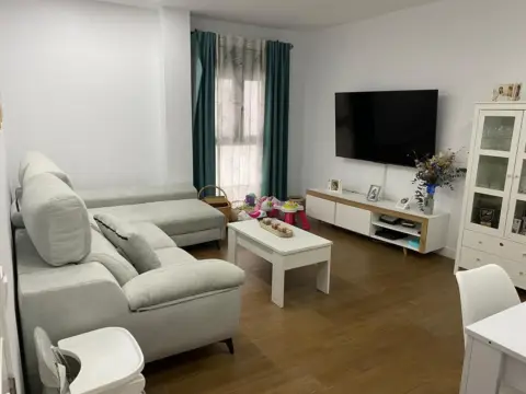 Piso en calle Ramón y Cajal