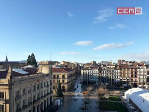 Piso en Plaza del Castillo