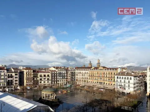 Piso en Plaza del Castillo