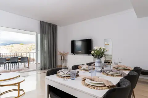 Apartamento en calle calle Algarrobo #Planta 1