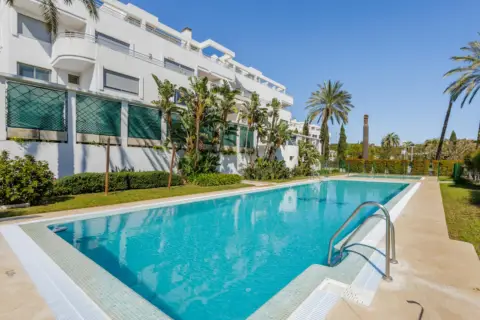 Apartamento en calle C. Valle de Somiedo, 1