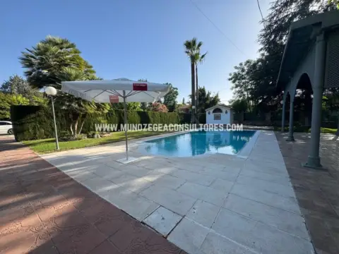 Chalet en calle Cristo Marroquí