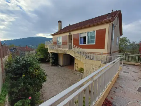 Chalet en calle Barro Granxal