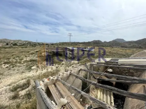 Finca rústica en Jijona - Xixona