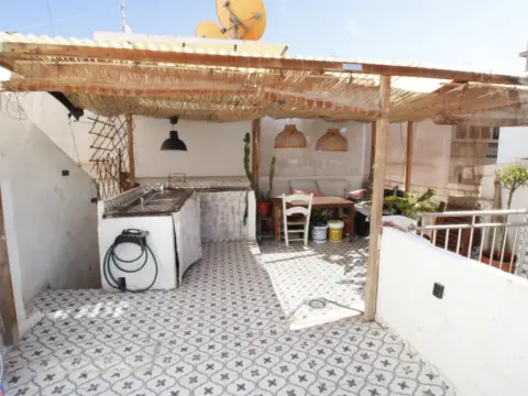 Dúplex en Asilo - Pisos Azules