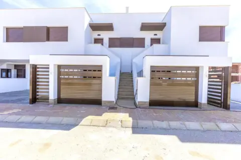 Casa en calle de Valle de la Orotava