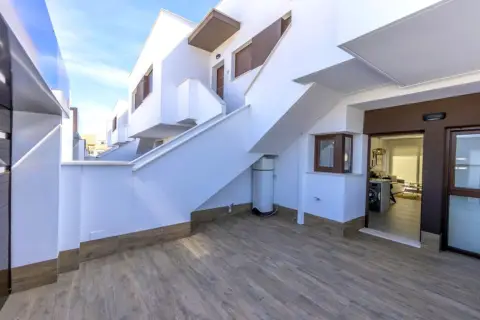 Casa en calle de Valle de la Orotava