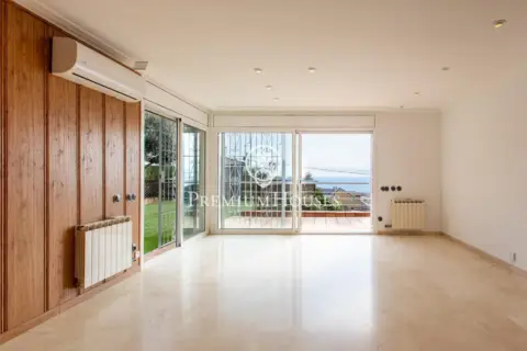 Casa adosada en La Vinya