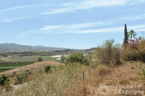 Terreno en Urbanización Capitán