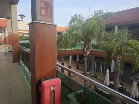 Local comercial en Plaza de España, 1