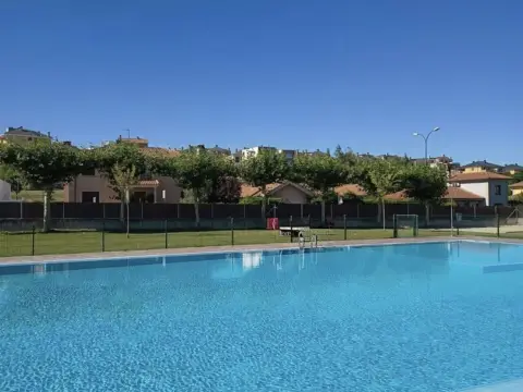 Casa pareada en El Canto