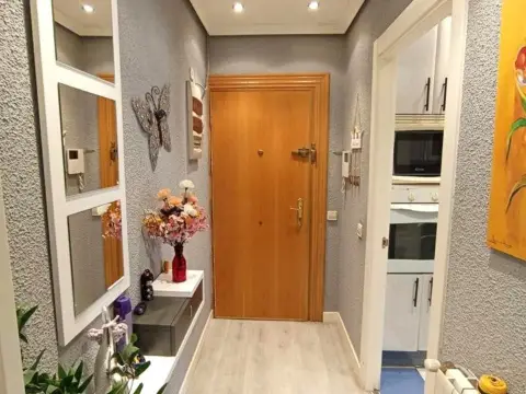 Piso en calle de Colombia