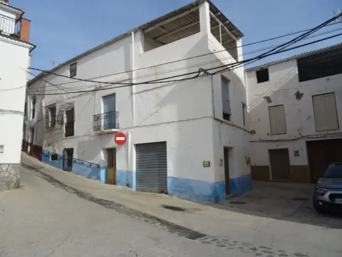 Casa adosada en calle Real Baja, 7