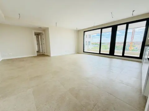 Piso en calle de la Sierra de la Demanda, 9