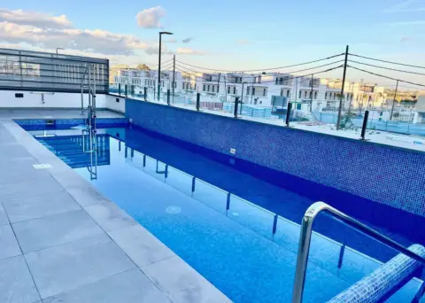 Piso en calle Mikonos, nº 6