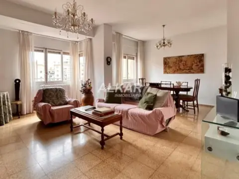 Piso en calle de Juan Antonio Fernández