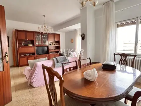 Piso en calle de Juan Antonio Fernández