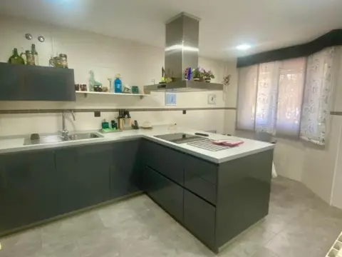 Chalet en calle de Hontanar