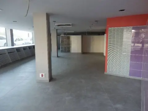 Local comercial en Barrio de Lourdes