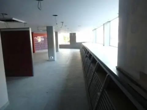 Local comercial en Barrio de Lourdes